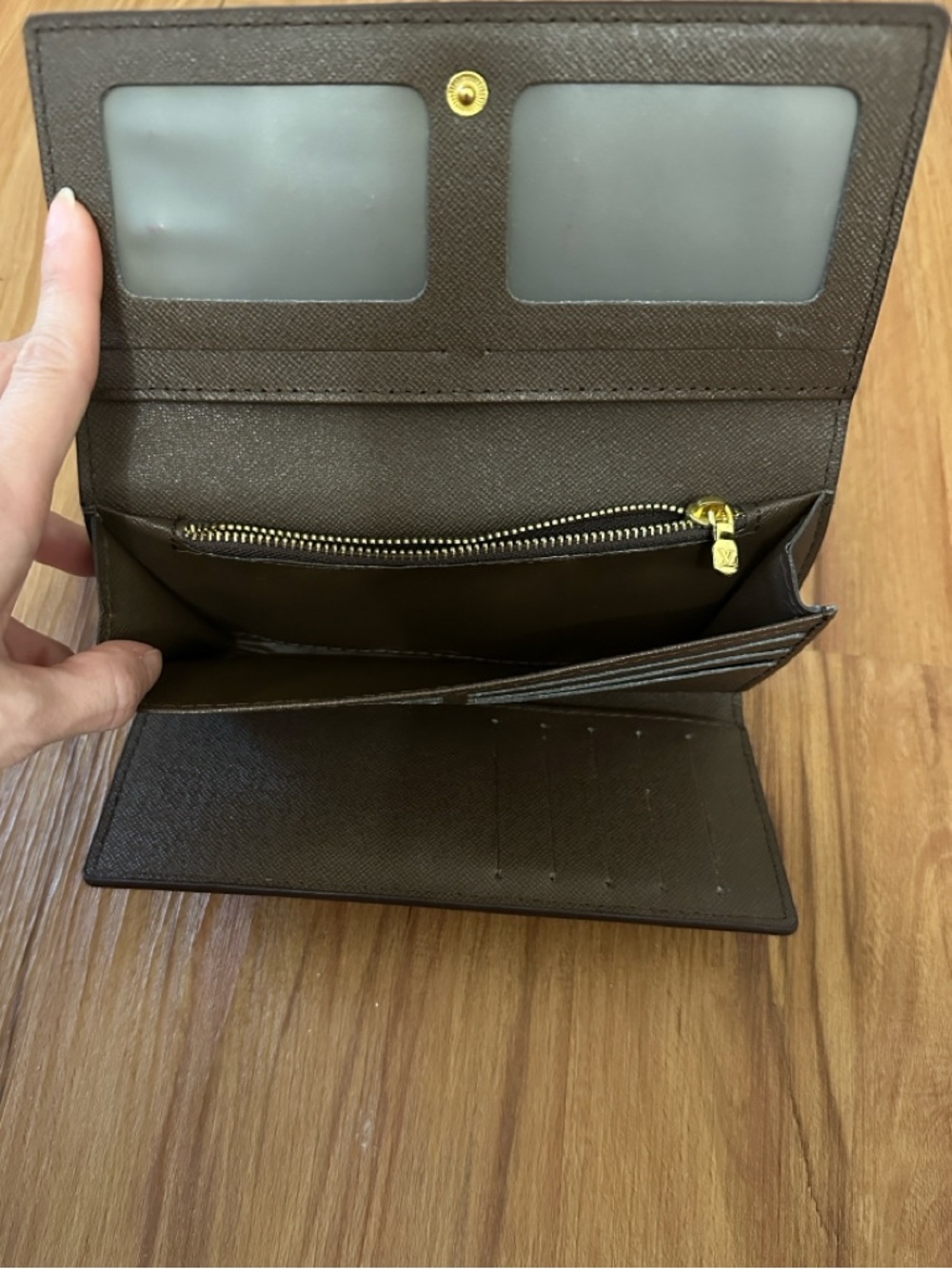 Classic Brown Checkered Long Card Holder Wallet - Picture 4 of 6